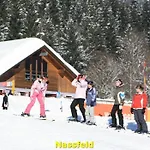 Haus 3laendereck At-slo-it An Der Piste أرنولدشتاين