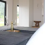 Haus 3laendereck At-slo-it An Der Piste * ארנולדשטיין