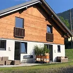 Haus 3laendereck At-slo-it An Der Piste *