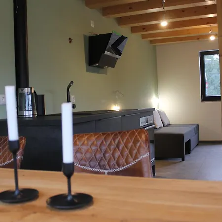 Haus 3laendereck At-slo-it An Der Piste * أرنولدشتاين