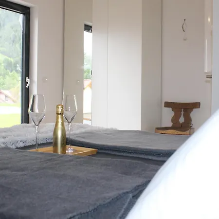 Haus 3laendereck At-slo-it An Der Piste * Arnoldstein