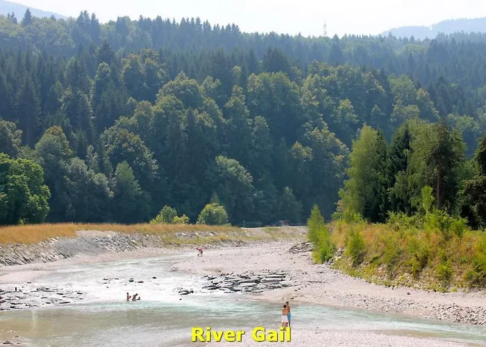Holiday home Haus 3laendereck At-slo-it An Der Piste Arnoldstein
