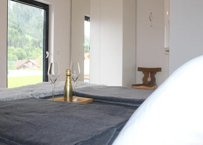 Haus 3laendereck At-slo-it An Der Piste * Arnoldstein