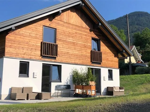 Haus 3laendereck At-slo-it An Der Piste *